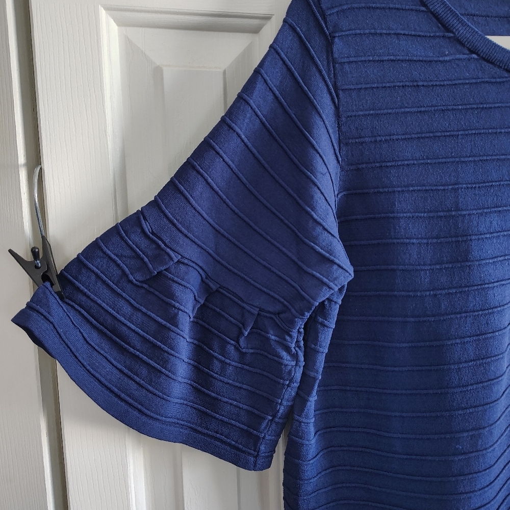 Milly Navy Ribbed Crew Neck Top W Short Bell Sleeves M - Picture 2 of 7